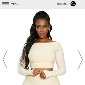 Naked wardrobe top it with honey crop